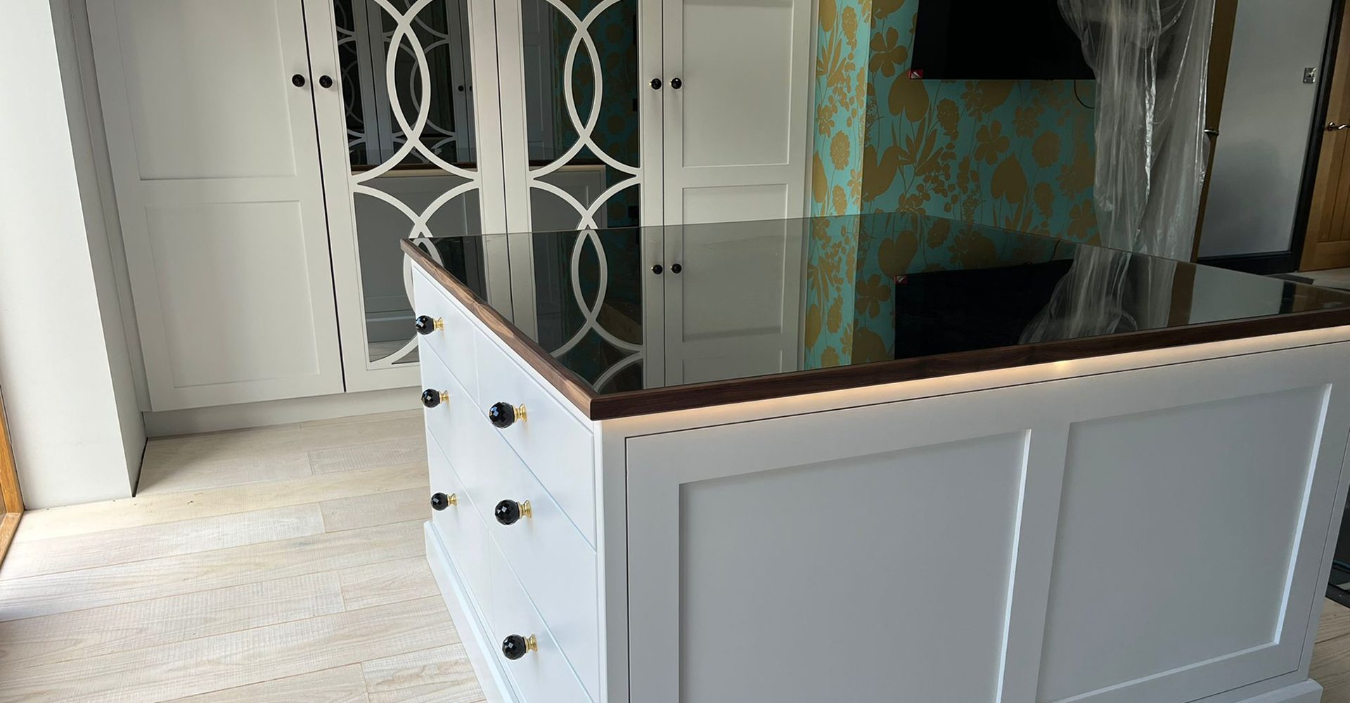 banner-wardrobes-and-furniture